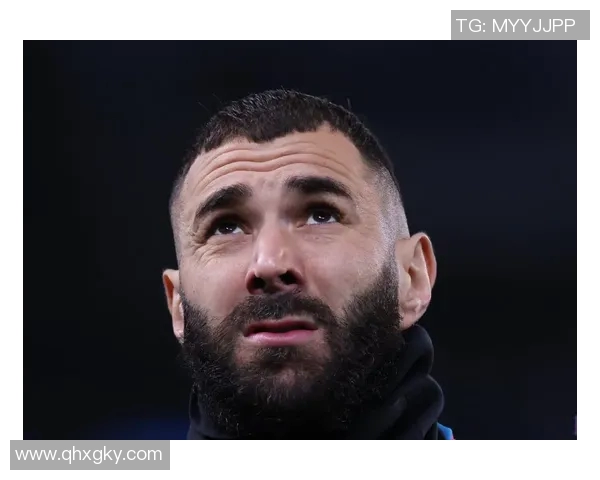 本泽马:从法国足球天才到全球瞩目的超级前锋之路 本泽马:从法国足球天才到全球瞩目的超级前锋之路